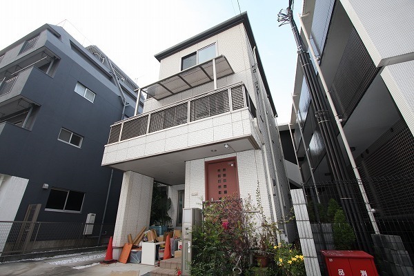 不動前 中古戸建 外観