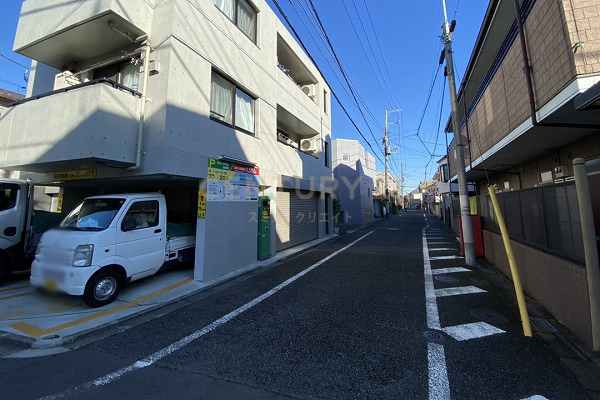 「大岡山」　賃貸併用住宅 南側前面道路（約5.4m）