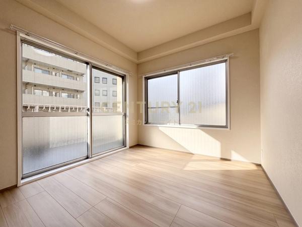 �����s�i��擌�ܔ��c1���� 11-5�̒��Ã}���V�����̐Q��
