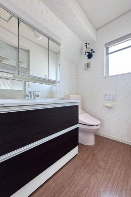 �����s���c�J�扜��2���ڂ̒��È�ˌ��Ă̐��ʑ�E���ʏ�