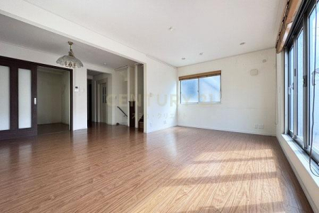 �����s���c�J�扜��2���ڂ̒��È�ˌ��Ẵ��r���O