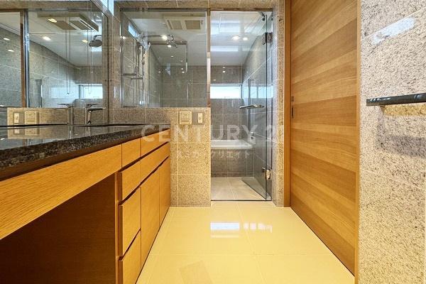 �����s���c�J���n3���ڂ̒��È�ˌ��Ă̗���