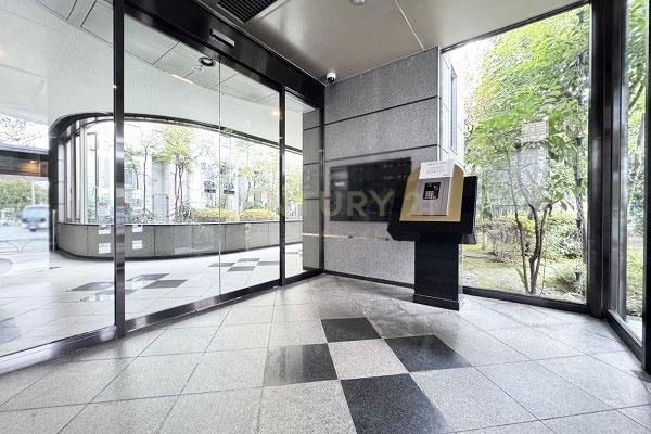 �����s���c�J��[��3���� 26-15�̒��Ã}���V�����̃G���g�����X