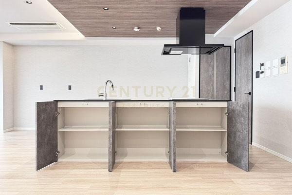 �����s���c�J��[��3���� 26-15�̒��Ã}���V�����̎��[