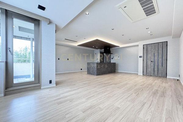 �����s���c�J��[��3���� 26-15�̒��Ã}���V�����̃��r���O