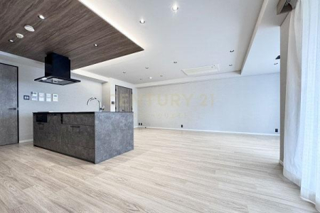 �����s���c�J��[��3���� 26-15�̒��Ã}���V�����̃��r���O