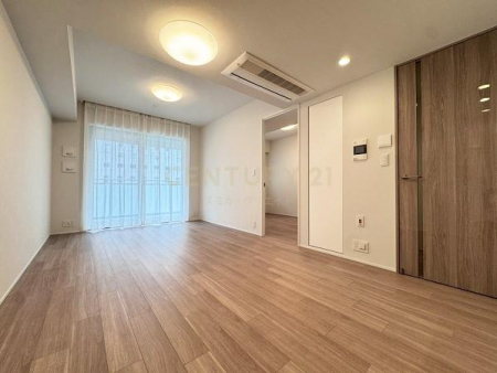 �����s�i���k�i��5���� 6-24�̒��Ã}���V�����̃��r���O