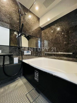 �����s�a�J���X��1���� 57-2�̒��Ã}���V�����̗���