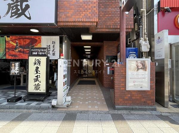 �����s�`���5���� 14-14�̒��Ã}���V�����̃G���g�����X