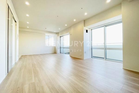 �����s�����揬�ΐ�1���� 17-1�̒��Ã}���V�����̃��r���O