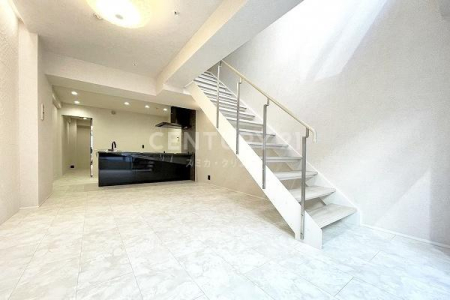 �����s�`��O�c4���� 19-25�̒��Ã}���V�����̃��r���O