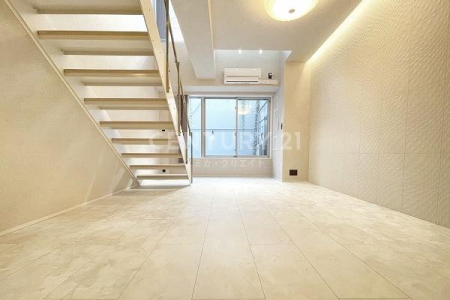 �����s�`��O�c4���� 19-25�̒��Ã}���V�����̃��r���O