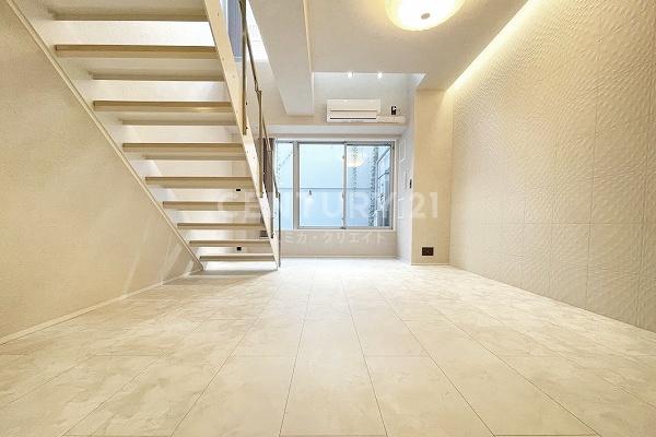 �����s�`��O�c4���� 19-25�̒��Ã}���V�����̃��r���O