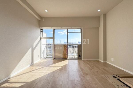 �����s���c�J��o��1���� 37-10�̒��Ã}���V�����̗m��