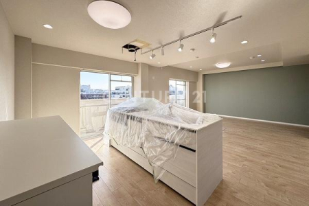 �����s���c�J��o��1���� 37-10�̒��Ã}���V�����̃L�b�`��