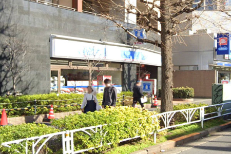 �����s�a�J���X��4���� 23-5�̒��Ã}���V�����̎��ӊ�