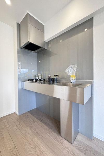 �����s�a�J���X��4���� 23-5�̒��Ã}���V�����̃L�b�`��