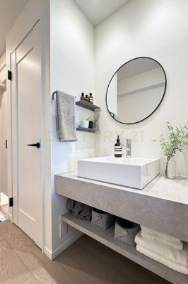 �����s�a�J���X��4���� 23-5�̒��Ã}���V�����̐��ʑ�E���ʏ�