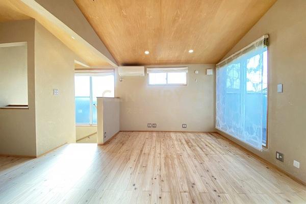 世田谷区桜二丁目 中古一戸建て 3階ベッドルーム