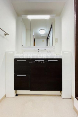 �����s�`�攒����3���� 1-6�̒��Ã}���V�����̐��ʑ�E���ʏ�