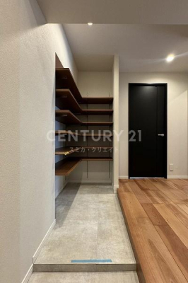 �����s�`��ԍ�6���� 19-11�̒��Ã}���V�����̌���