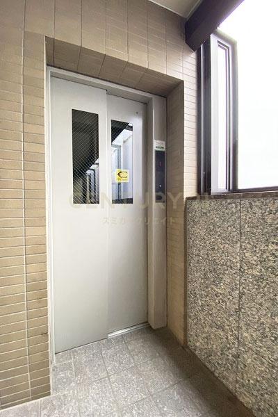 目黒アムフラット エレベーターホール