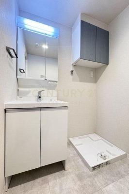 �����s�ڍ���t��3���� 5-31�̒��Ã}���V�����̐��ʑ�E���ʏ�