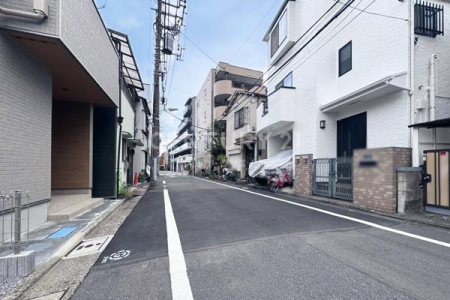 �����s�i����t2���ڂ̐V�z��ˌ��Ă̑O�ʓ��H�܂ތ��n�ʐ^