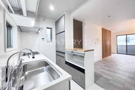 �����s�i����t2���ڂ̐V�z��ˌ��ẴL�b�`��