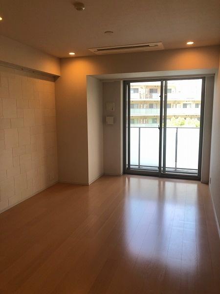 �����s�`�斃�z�K���� 44-1�̒��Ã}���V�����̃��r���O