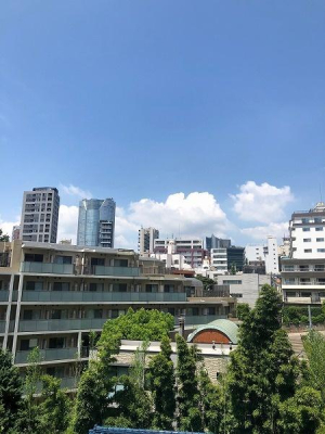 �����s�`�斃�z�K���� 44-1�̒��Ã}���V�����̏Z�˂���̒��]�ʐ^