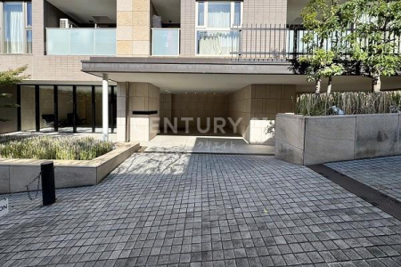 �����s�`�斃�z�K���� 44-1�̒��Ã}���V�����̃G���g�����X