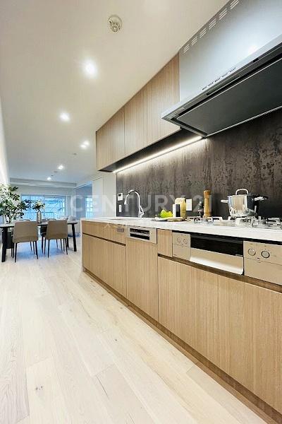 �����s�a�J�扎�y�� 7-8�̒��Ã}���V�����̃L�b�`��