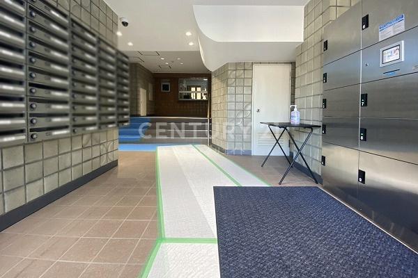 �����s���c�J��o��1���� 28-4�̒��Ã}���V�����̃G���g�����X