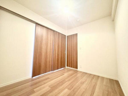 �����s���c�J���c3���� 18-5�̒��Ã}���V�����̎q������