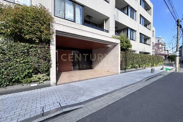 �����s���c�J���c3���� 18-5�̒��Ã}���V�����̃G���g�����X