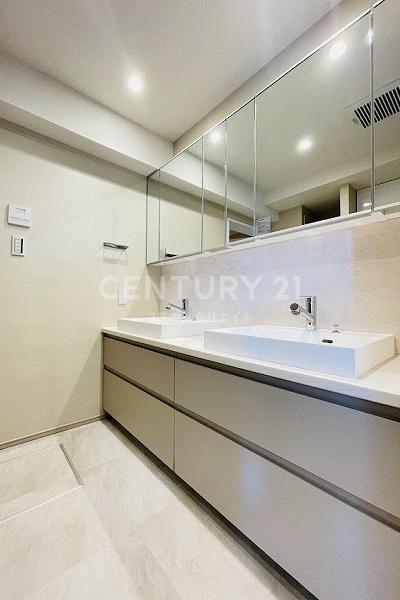 �����s���c�J��ʐ��2���� 39-16�̒��Ã}���V�����̐��ʑ�E���ʏ�