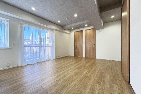 �����s�a�J��_�{�O2���� 34-20�̒��Ã}���V�����̃��r���O