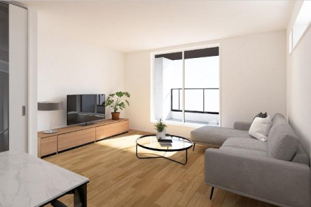 �����s�i���`��7���ڂ̐V�z��ˌ��Ẵ��r���O