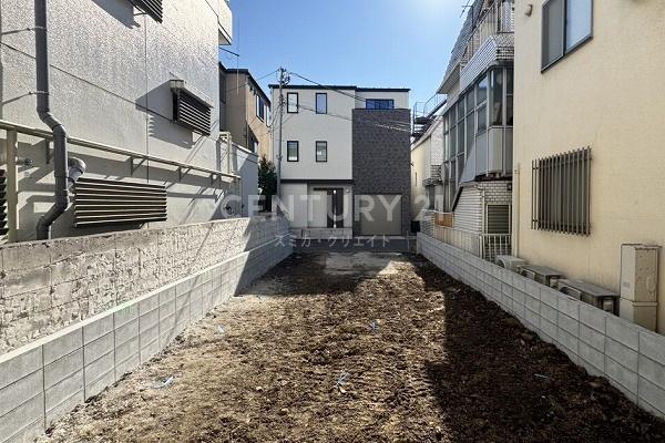 �����s�i���`��7���ڂ̐V�z��ˌ��Ă̂��̑����n