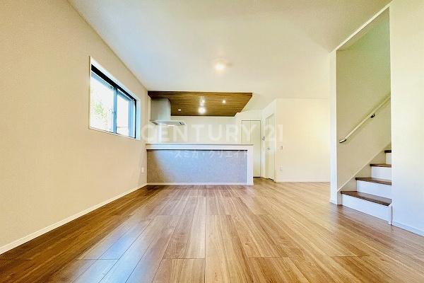 �����s���c�J��쑽��9���ڂ̐V�z��ˌ��Ẵ��r���O