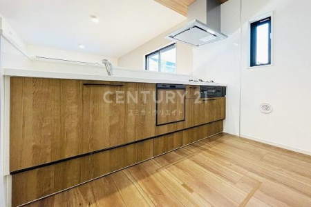 �����s���c�J��쑽��9���ڂ̐V�z��ˌ��ẴL�b�`��