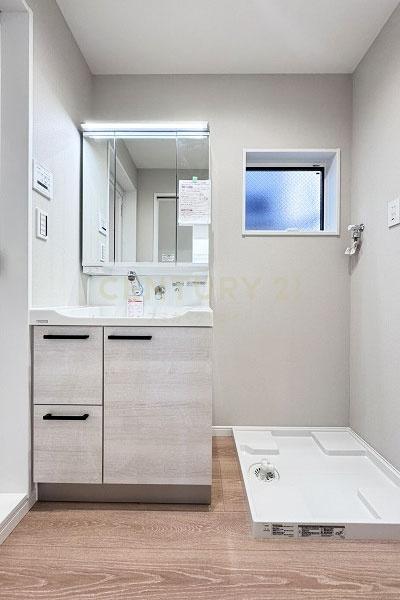 �����s���c�J�扺�n4���ڂ̐V�z��ˌ��Ă̐��ʑ�E���ʏ�