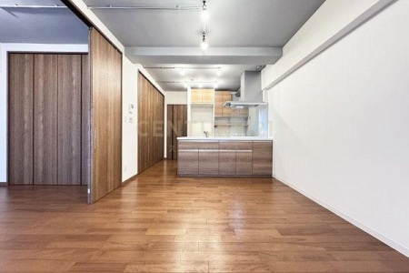 �����s�i��擌�ܔ��c2���� 3-10�̒��Ã}���V�����̃��r���O