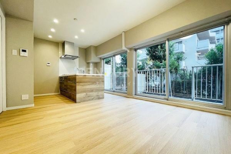 �����s��c�撇�Z��1���� 6-23�̒��Ã}���V�����̃��r���O