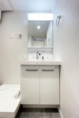 �����s��c�撇�Z��1���� 6-23�̒��Ã}���V�����̐��ʑ�E���ʏ�