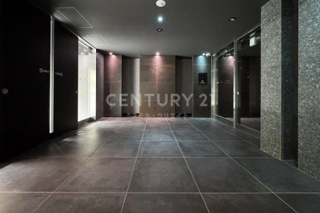 �����s��c�撇�r��2���� 12-9�̒��Ã}���V�����̃G���g�����X