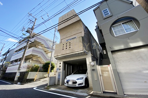 世田谷区代田三丁目 中古一戸建て 建物外観(2021.12撮影)