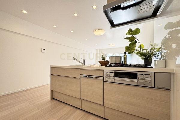 �����s���c�J�搣�c4���� 7-11�̒��Ã}���V�����̃L�b�`��