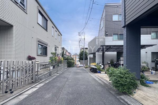 �����s���c�J��O�h2���ڂ̒��È�ˌ��Ă̑O�ʓ��H�܂ތ��n�ʐ^